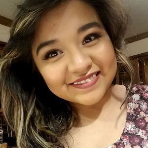 Meet your Posher, Yarisbethh